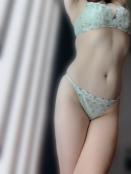 まこ (28)